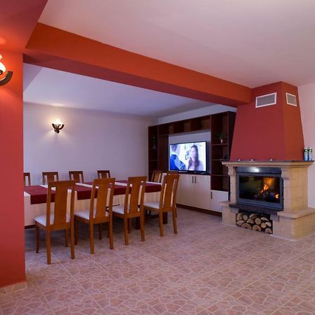 Holiday Home Paulovnia Asparuhovo Esterno foto